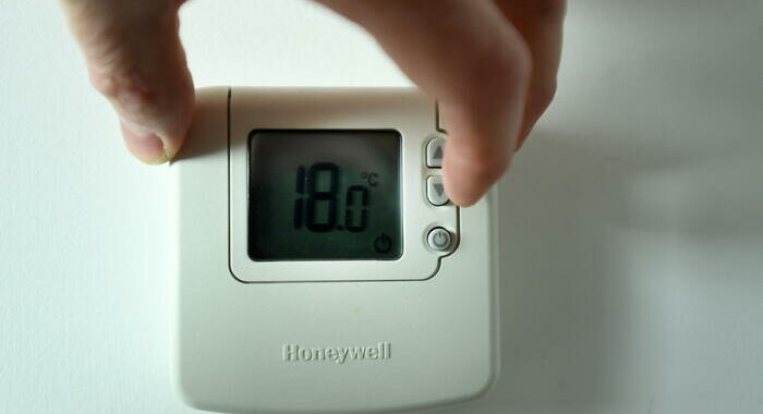 Bozza piano Ue, ‘giù i termostati di un grado nelle case’