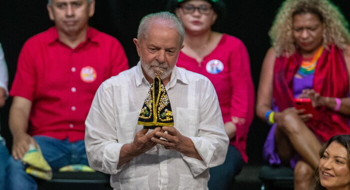 Brasile: sondaggio elettorale,Lula al 44% e Bolsonaro al 35%
