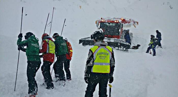 Crolla seracco di ghiaccio in Marmolada, 15 coinvolti 7 feriti