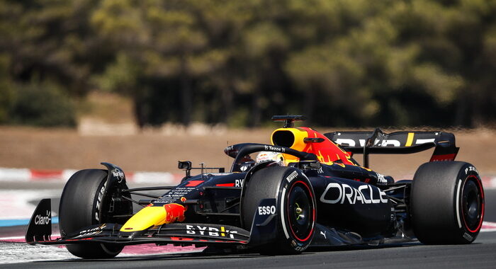 F1: Francia; vince Red Bull Verstappen, quinta Ferrari Sainz