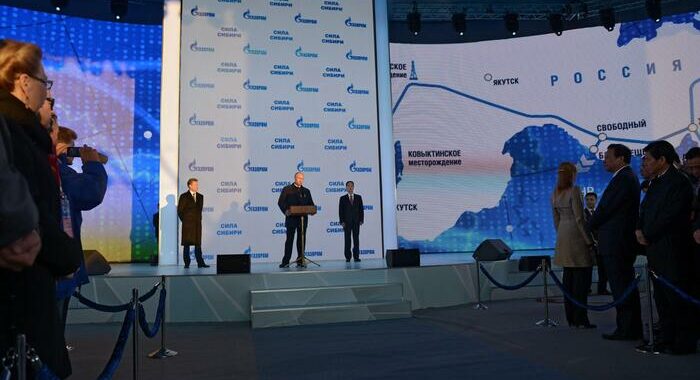 Gazprom, nuovo record di fornitura di gas alla Cina