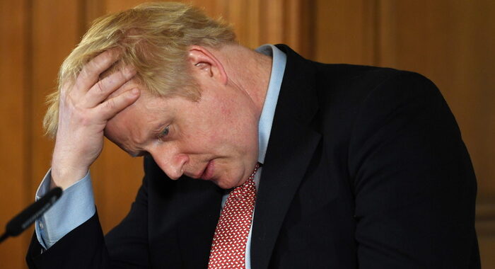 Gb: Johnson lascia, si dimette da leader Tory