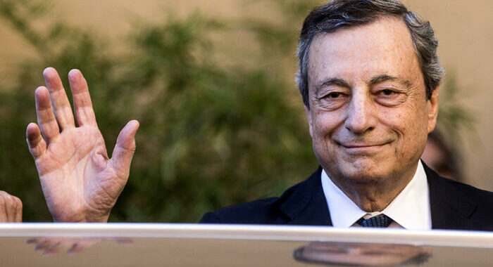 Governo: 11 sindaci a Draghi, vai avanti, serve stabilità