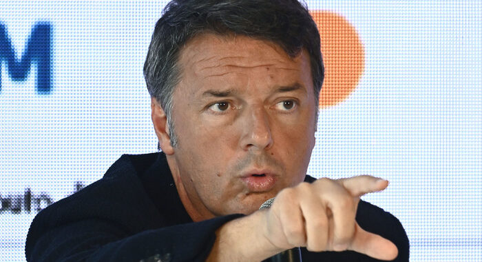 Governo: Renzi, si può andare avanti anche senza M5s