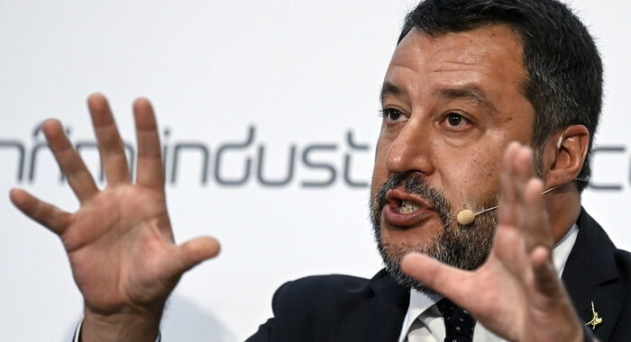 Governo:Salvini,no mesi di liti e ricatti,meglio tornare al voto