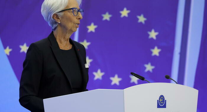 Lagarde, avvio scudo legato a criteri bilancio Ue e debito