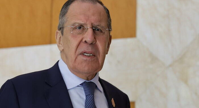Lavrov, status candidato Ue Ucraina è mossa contro Russia