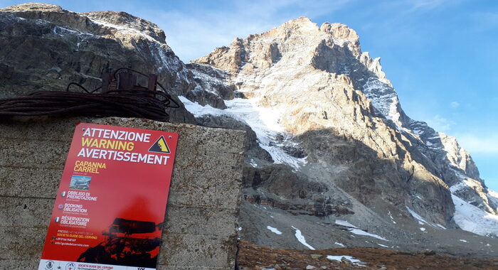 Siccità, guide alpine sospendono salite Cervino e Monte Bianco