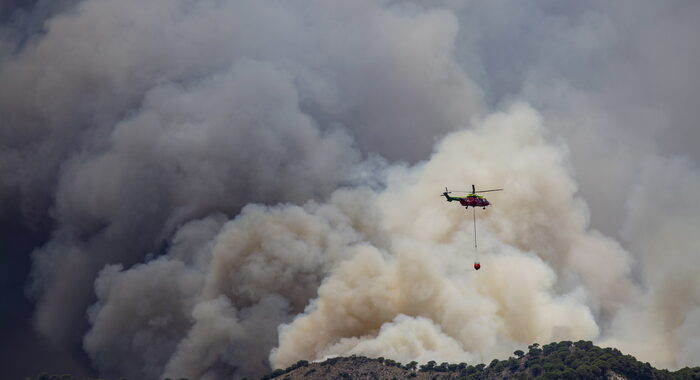 Spagna ancora in fiamme, nuovo incendio in provincia Caceres