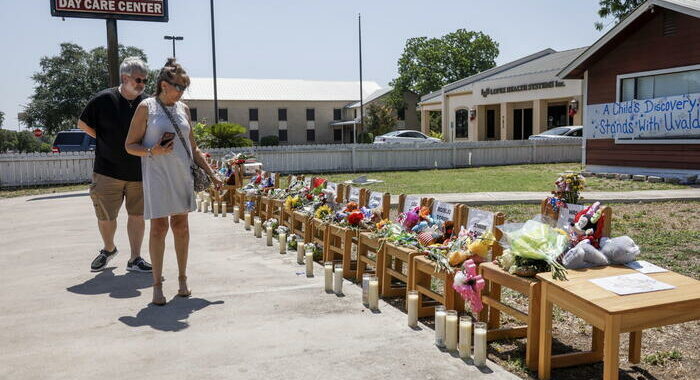 Strage di Uvalde, in nuovo video caos risposta polizia