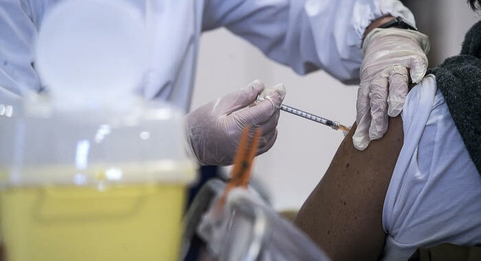 Vaccini: nel Lazio ieri già 25mila prenotazioni