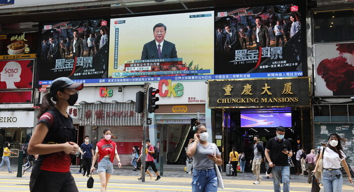 Xi, vera democrazia Hong Kong iniziata con ritorno a Cina