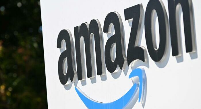 Amazon testa una funzione con video brevi per lo shopping