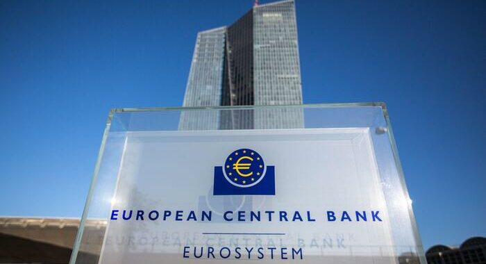Bce: su rialzi tassi attenzione ai segnali dall’economia
