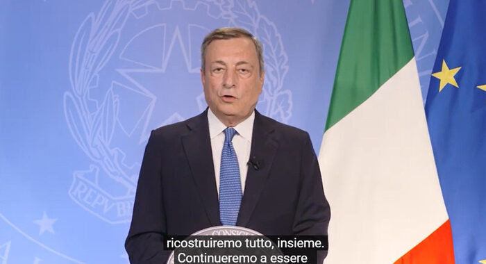 Draghi a Zelensky,avanti sostegno Italia,aiuti a difendervi