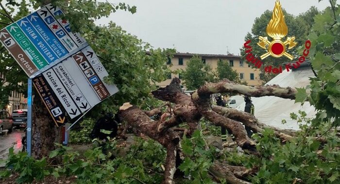 Firmato stato di emergenza regionale per il maltempo in Toscana