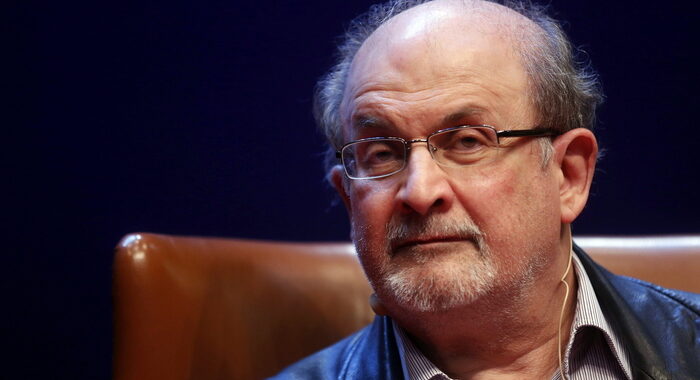Governatrice Ny, ‘Rushdie è vivo, sta ricevendo cure’