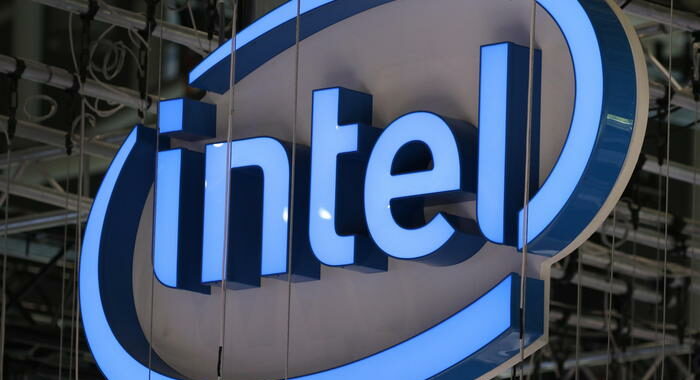 Intel: sindacati, investa nell’area di Gioia Tauro