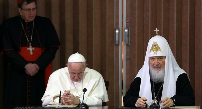 Kirill non andrà in Kazakistan, salta l’incontro con il Papa