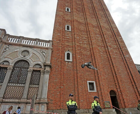 Maltempo: Venezia, un drone ispeziona campanile San Marco