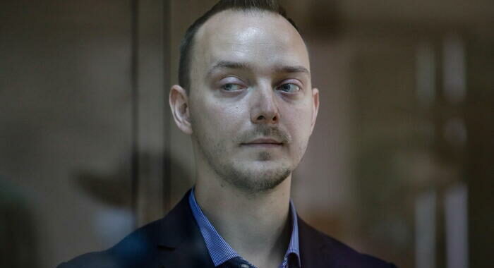 Russia: chiesti 24 anni reclusione per giornalista Safronov