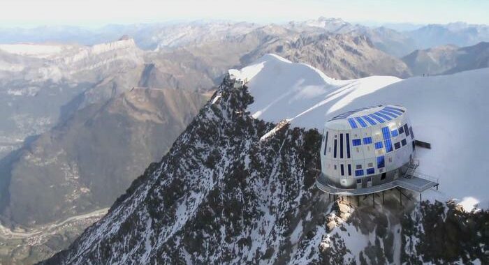 Siccità : sindaco Saint-Gervais chiude rifugi Monte Bianco