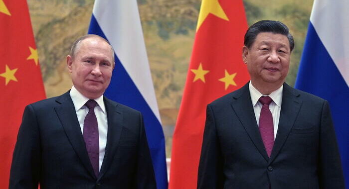 Wsj, Xi potrebbe incontrare Putin alla metà di settembre