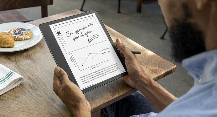 Ebook e appunti, Amazon lancia il nuovo Kindle Scribe