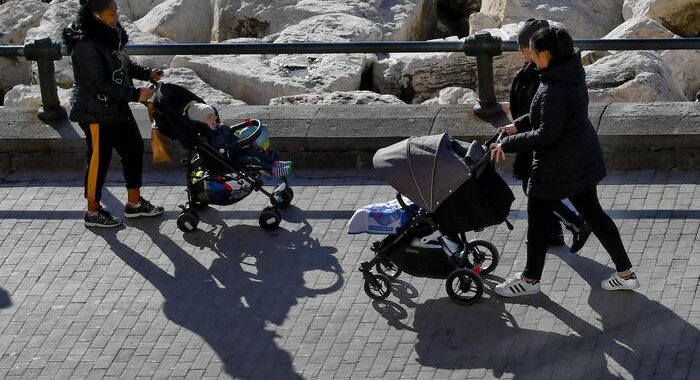 Giudici, bimba ha diritto alle 2 mamme anche dopo separazione