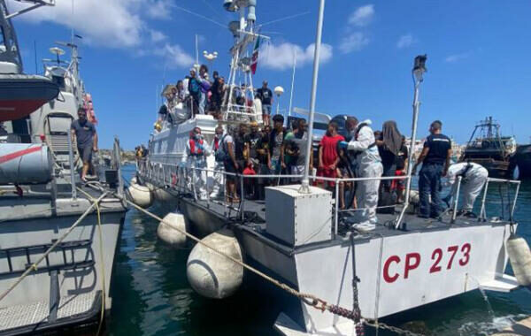 Migranti: altri 3 sbarchi a Lampedusa, sono 31 in un giorno