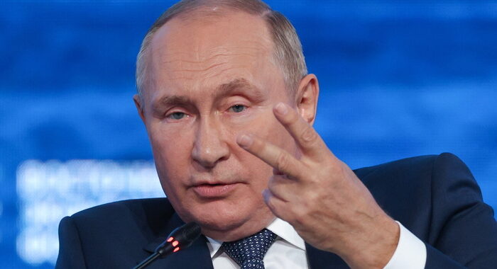 Putin, stop gas e petrolio se impongono il price cap