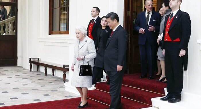 Regina, dal presidente cinese Xi le condoglianze ai britannici