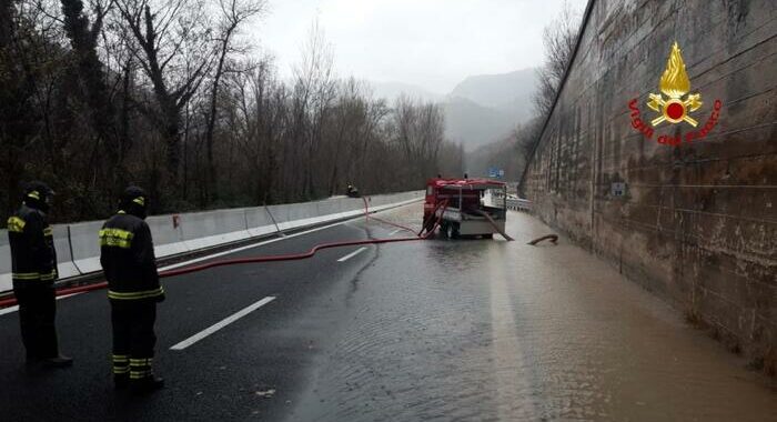 Sale a 7 il bilancio dei morti nelle Marche per il maltempo