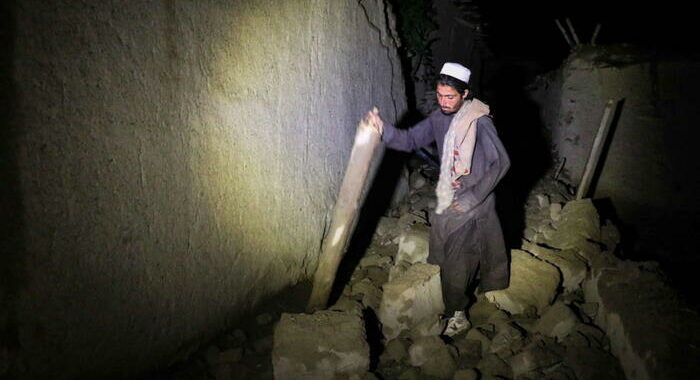 Terremoto 5.3 in Afghanistan nella notte, almeno 6 morti