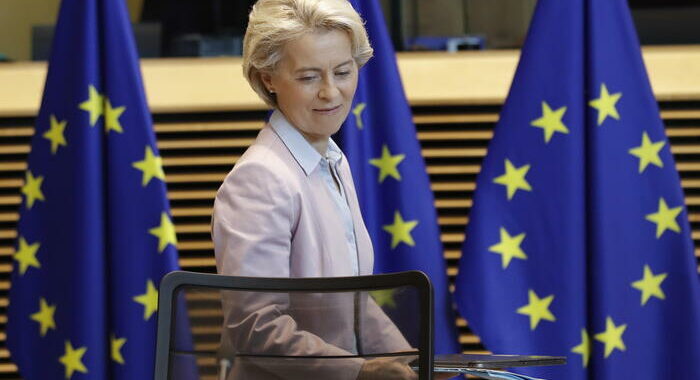 Von der Leyen, proponiamo altri 5 mld di aiuti all’Ucraina