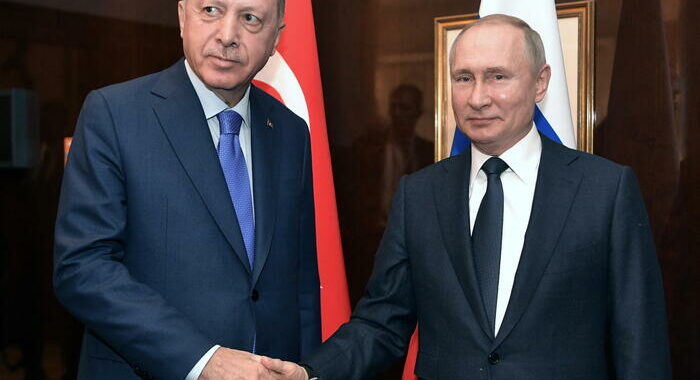 Ankara, domani incontro Erdogan-Putin ad Astana