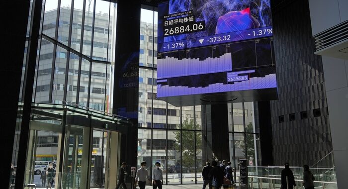 Borsa: Tokyo, apertura in lieve calo (-0,12%)