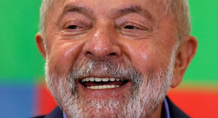 Brasile: sondaggio Ipec assegna a Lula 51% e a Bolsonaro 43%