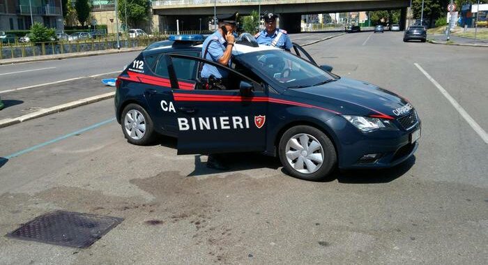 ++ Camorra: 11 ordinanze a Napoli, arrestato anche un Cc ++