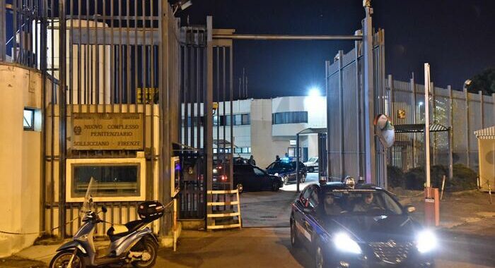 Carceri: detenuto suicida a Firenze, 68 da inizio anno