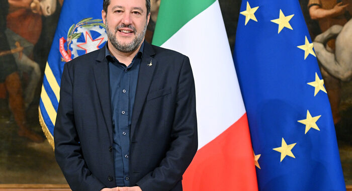 ++ Caro bollette:Salvini, lavoriamo a proposta su pace fiscale +