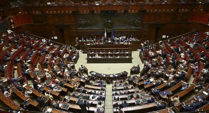 Governo: Camera; domani Meloni in Aula alle 11