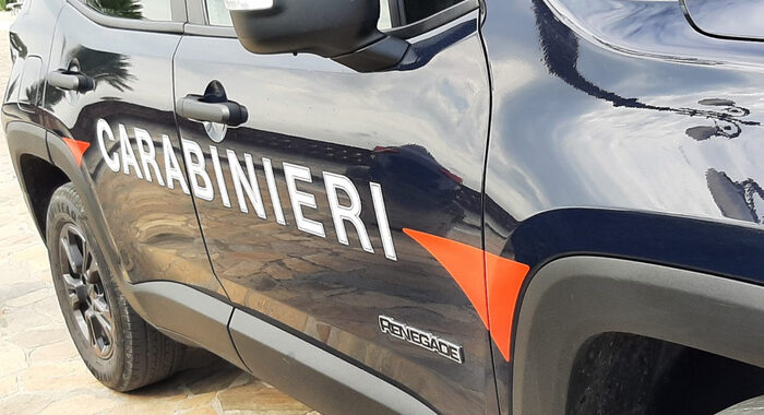 Insulti omofobi e botte a un giovane, 4 arresti a Terracina