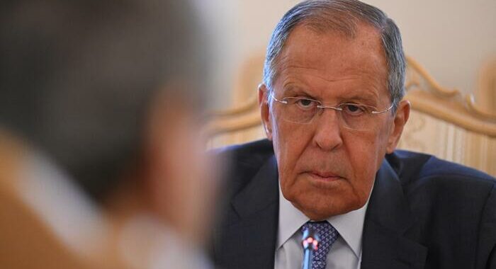 Lavrov, nucleare solo se la Russia rischia l’annientamento