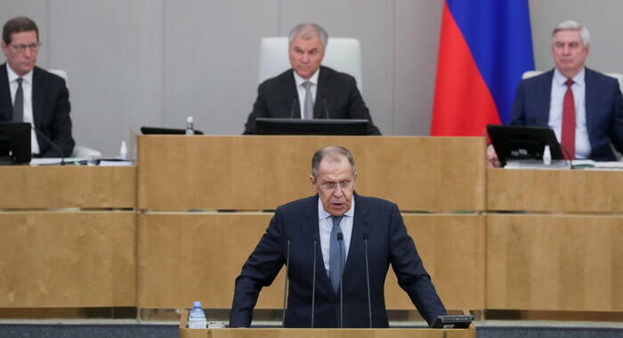 Lavrov, per Russia guerra nucleare è inaccettabile