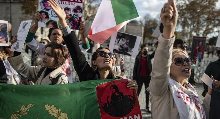 Attiviste, ‘italiana arrestata a manifestazione Istanbul’