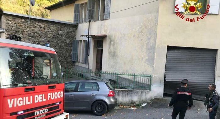 Esplosione in appartamento, morto uno dei 6 ragazzi