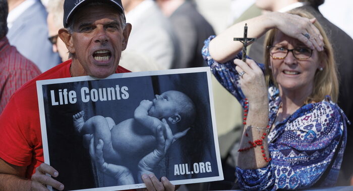 In California, Michigan e Vermont sì al diritto all’aborto