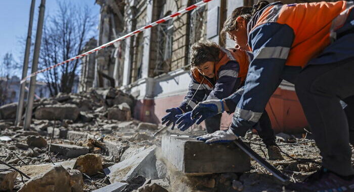 Kiev, Mykolaiv bombardata per 211 giorni su 255 di guerra