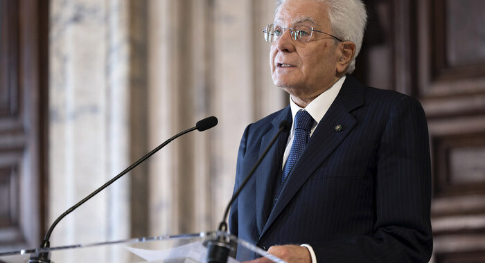 Mattarella, welfare è una colonna portante